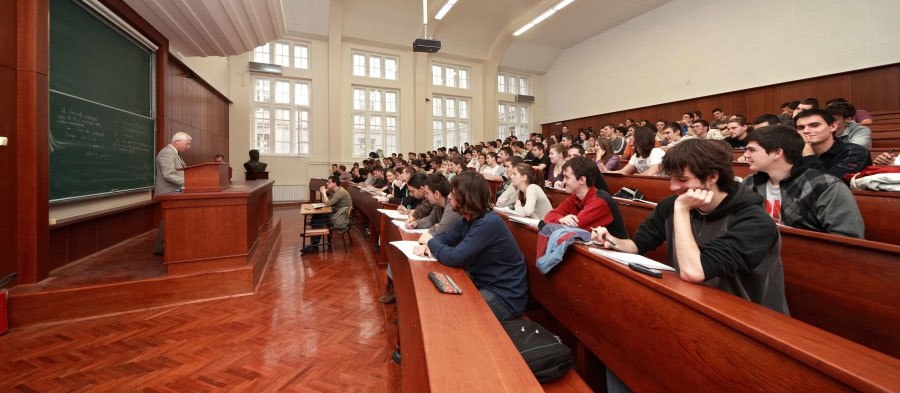 A lecture in progress in an amphitheatre of the School of Electrical Engineering in Belgrade
